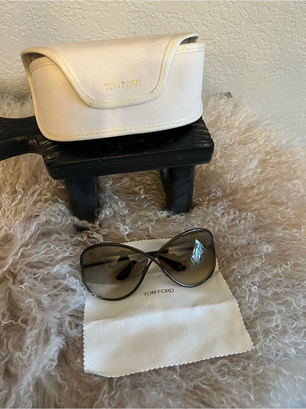 Tom Ford Miranda Women’s Sunglasses in Brown Gradient with White Case.